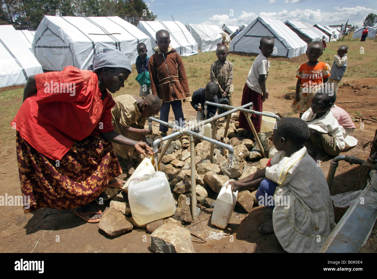 I profughi del Kenya (persone internamente sfollate = IDPs) al campo profughi foresta bruciato, Rift Valley Foto Stock
