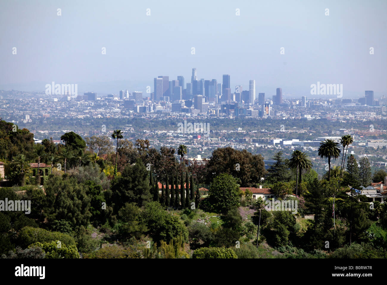 Vista del centro cittadino di Los Angeles da Beverly Hills, Stati Uniti d'America. Foto Stock