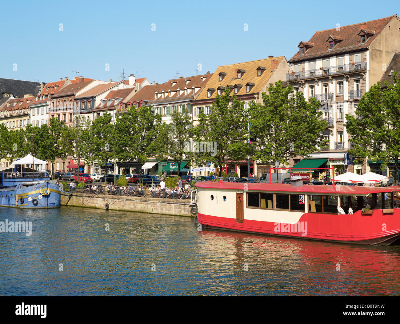 QUAI DES PECHEURS QUAY E CHIATTE fiume ILL STRASBURGO ALSACE FRANCIA Foto Stock