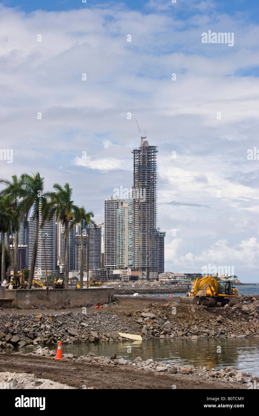 Proyecto Cinta Costera. Circonvallazione costiera Progetto, Balboa Boulevard, a Città di Panama, Repubblica di Panama Foto Stock