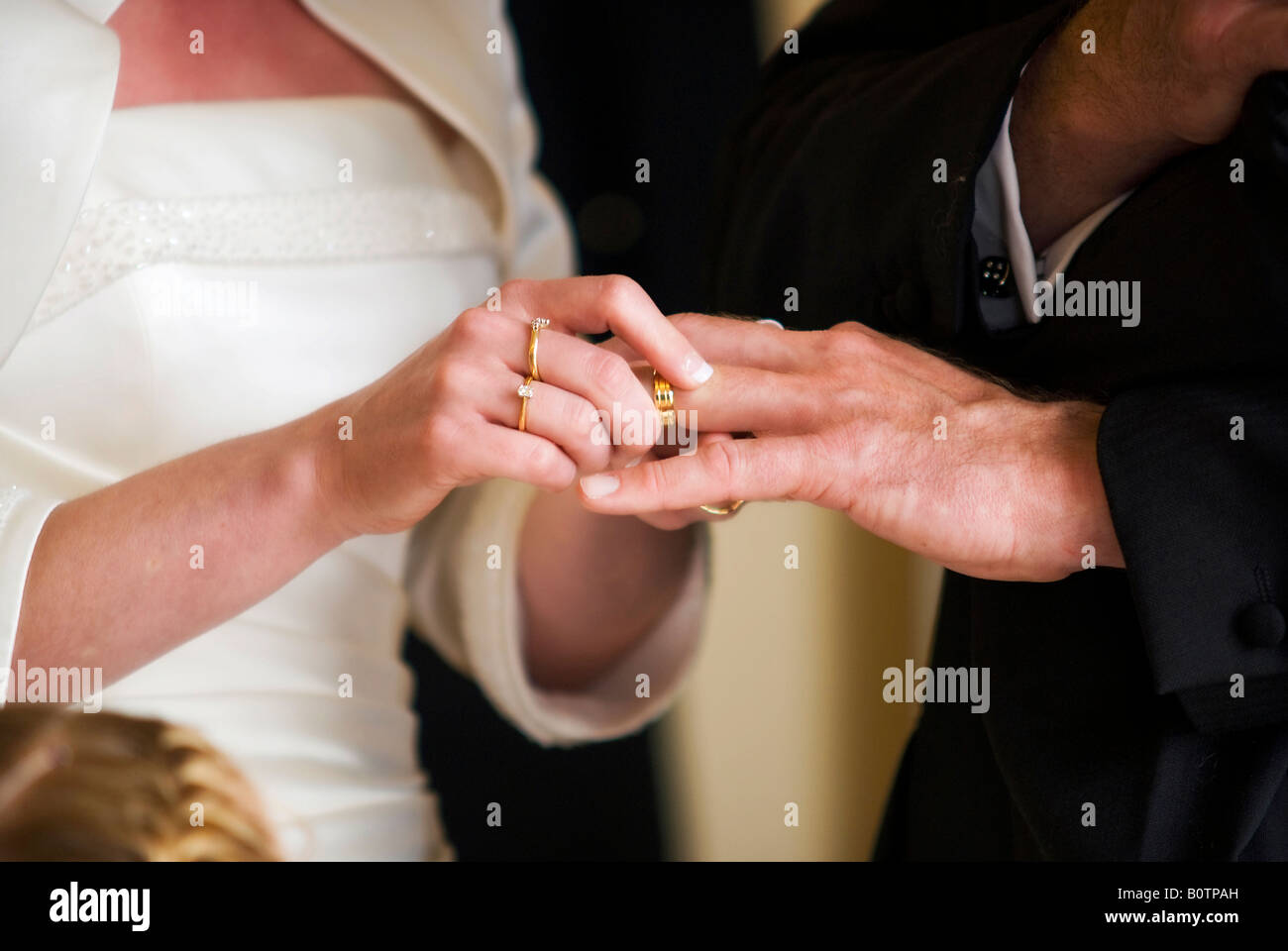 Lo scambio di anelli Foto Stock