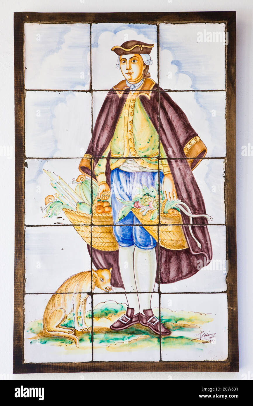Ubeda Jaen Provincia Spagna Azulejo in Nazionale Parador dell uomo nel XVII secolo costume di cestelli di trasporto di produrre Foto Stock