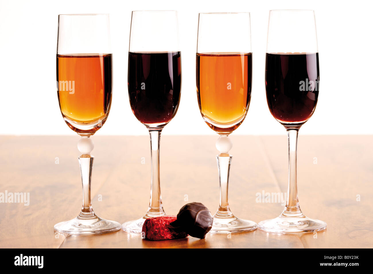 Bicchieri di sherry e vino di porto Foto Stock