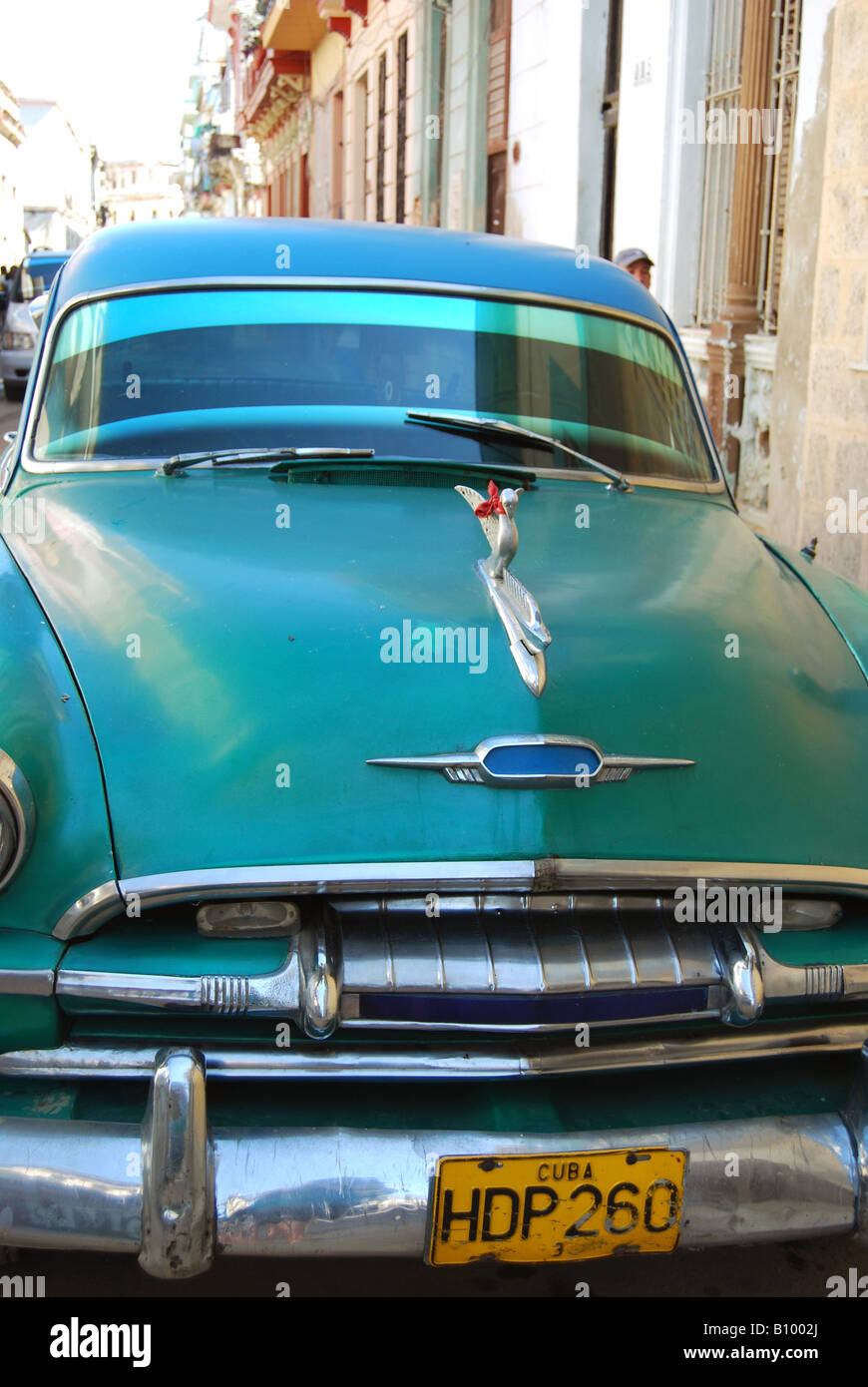 Americano degli anni cinquanta, auto nel centro di Avana Foto Stock