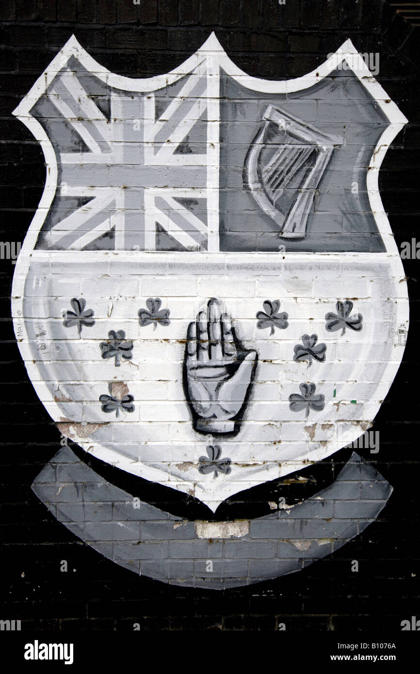 Incompiuto piccolo murale raffigurante lealisti UFF o UDF organizzazione in Oriente Belfast Irlanda del Nord Foto Stock