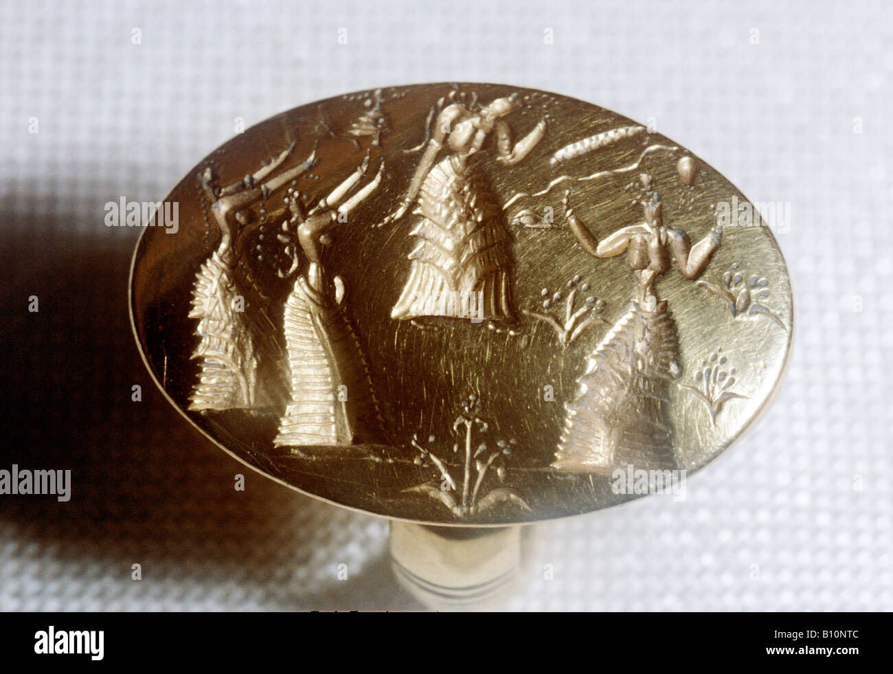 Isopata signet ring. Minoan oro anello di tenuta.Cnosso 1450 BC Foto Stock