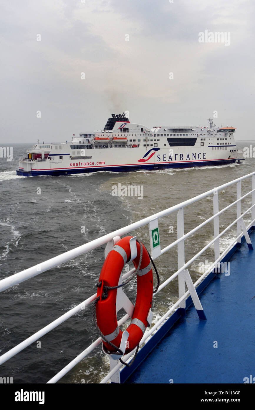 Seafrance traghetto nel canale della Manica tra Dover, Inghilterra e Calais, Francia Foto Stock