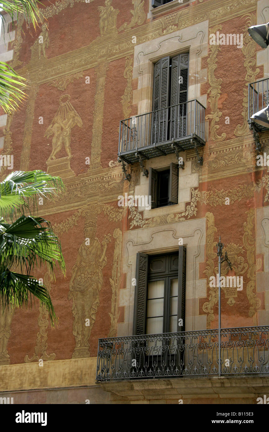 Ornano la decorazione parietale, Placa de Lluis Millet, Barri Gotic, area Gotica, Barcellona, Spagna Foto Stock