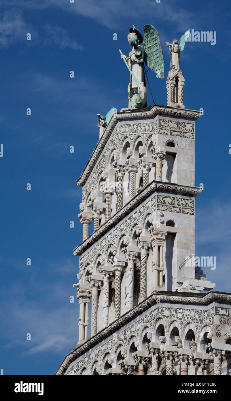 Lucca, San Michele in Foro, dettaglio Westgiebel Foto Stock