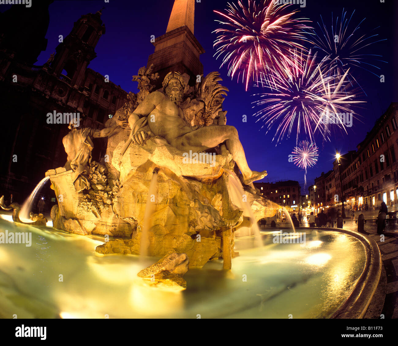 La Fontana dei Quattro Fiumi PIAZZA NAVONA Roma Italia Foto Stock