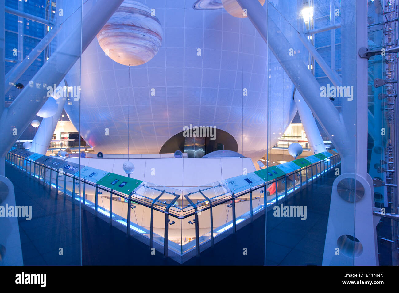 HAYDEN PLANETARIUM ROSE CENTER (©JAMES STEWART POLSHEK 2000) AMERICAN MUSEUM OF NATURAL HISTORY MANHATTAN NEW YORK CITY USA Foto Stock