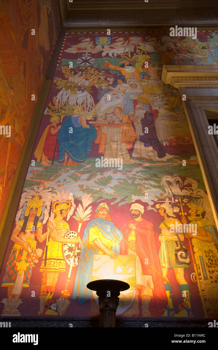 Canale di Panama murale ROOSEVELT ROTUNDA al Museo Americano di Storia Naturale MANHATTAN NEW YORK CITY USA Foto Stock