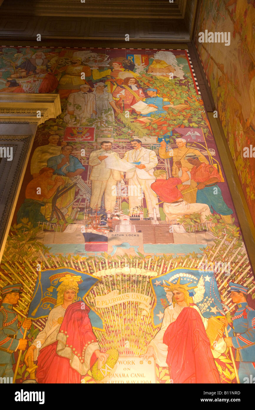Canale di Panama murale ROOSEVELT ROTUNDA al Museo Americano di Storia Naturale MANHATTAN NEW YORK CITY USA Foto Stock
