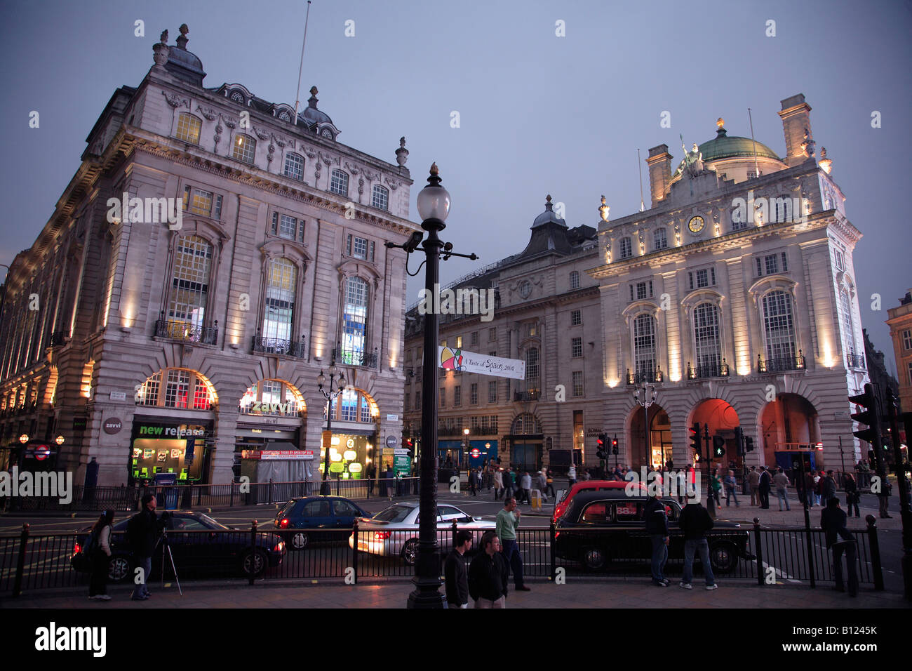 Regno Unito Gran Bretagna Inghilterra Londra Piccadilly Circus Foto Stock