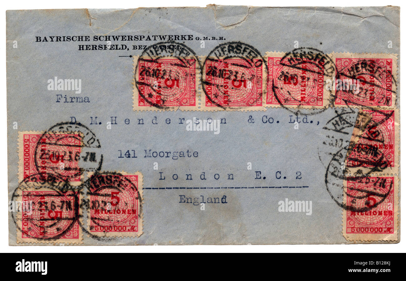 Lettera commerciale dalla Germania a Londra Regno Unito con 45 milioni di marchi spedizione durante l'iper-inflazione periodo, ottobre 1923. Foto Stock