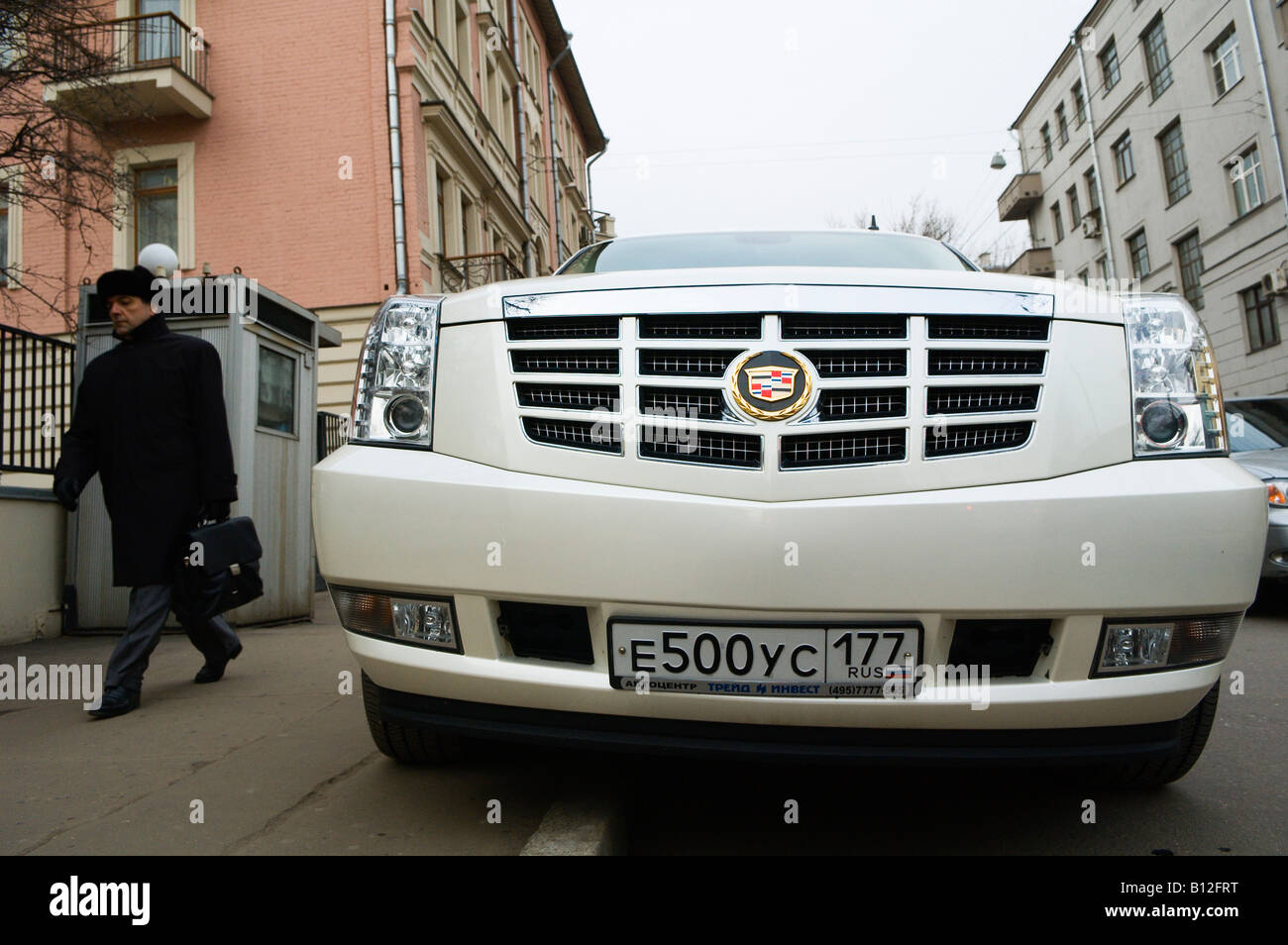 Colore bianco a quattro ruote motrici Zamoskvoreche Mosca FEDERAZIONE RUSSA Foto Stock