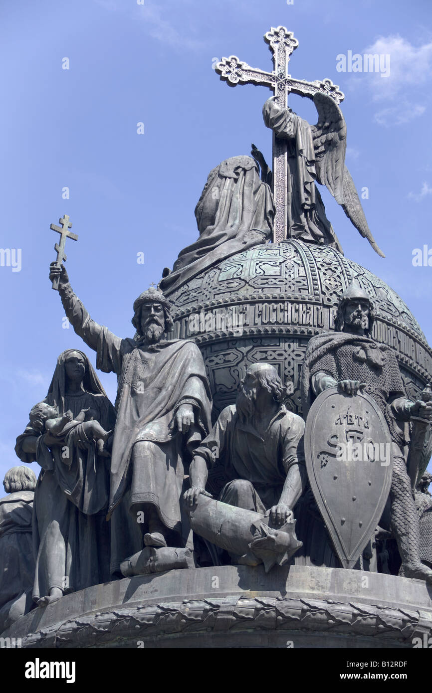 Il monumento al millennio della Russia. Foto Stock