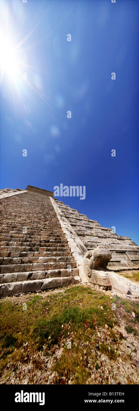 Presso le rovine Maya di Chichen Itza Messico Foto Stock