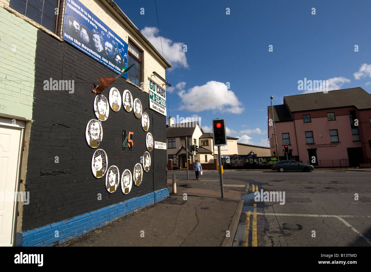 Il repubblicano murales Falls Road Belfast Foto Stock