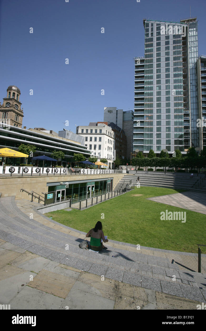 Città di Manchester, Inghilterra. Barra 38 nella grande piazza del Nord a Manchester Deansgate. Foto Stock