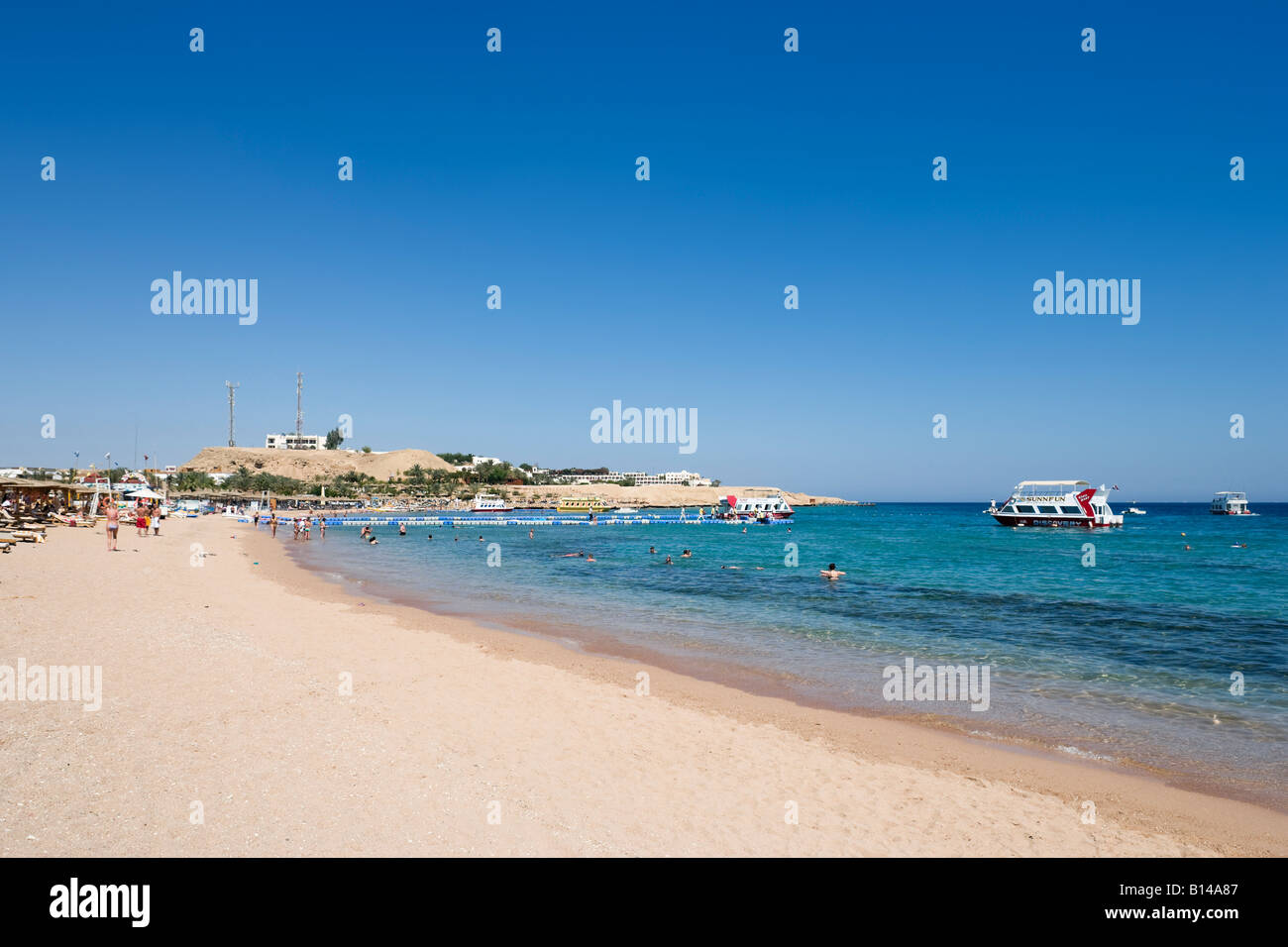 Naama Bay Beach Sharm el-Sheikh, costa del Mar Rosso e Sinai del Sud, Egitto Foto Stock