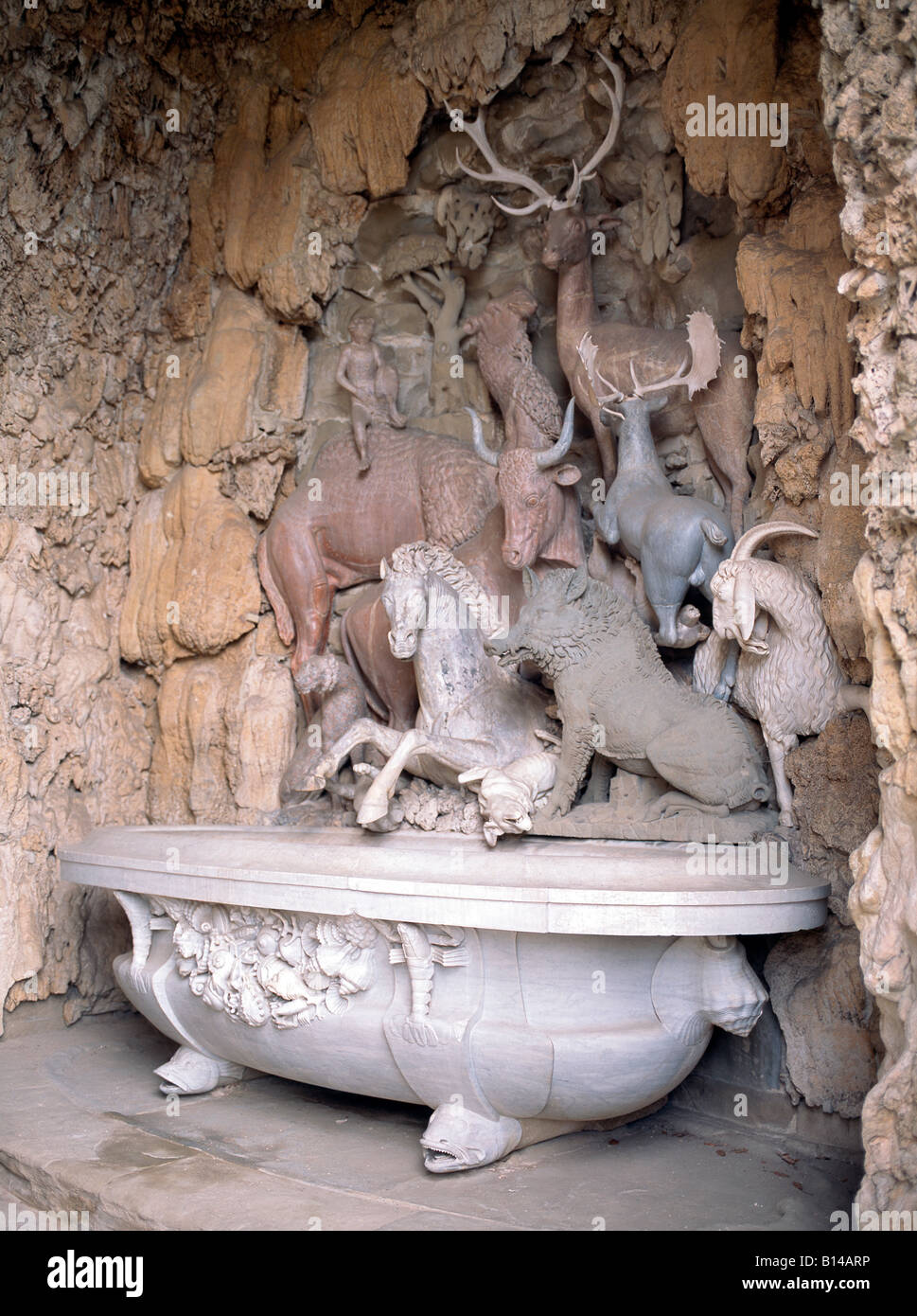 Castello di bei Florenz, Villa Medici, grotte, manieristische Tiergruppe Foto Stock