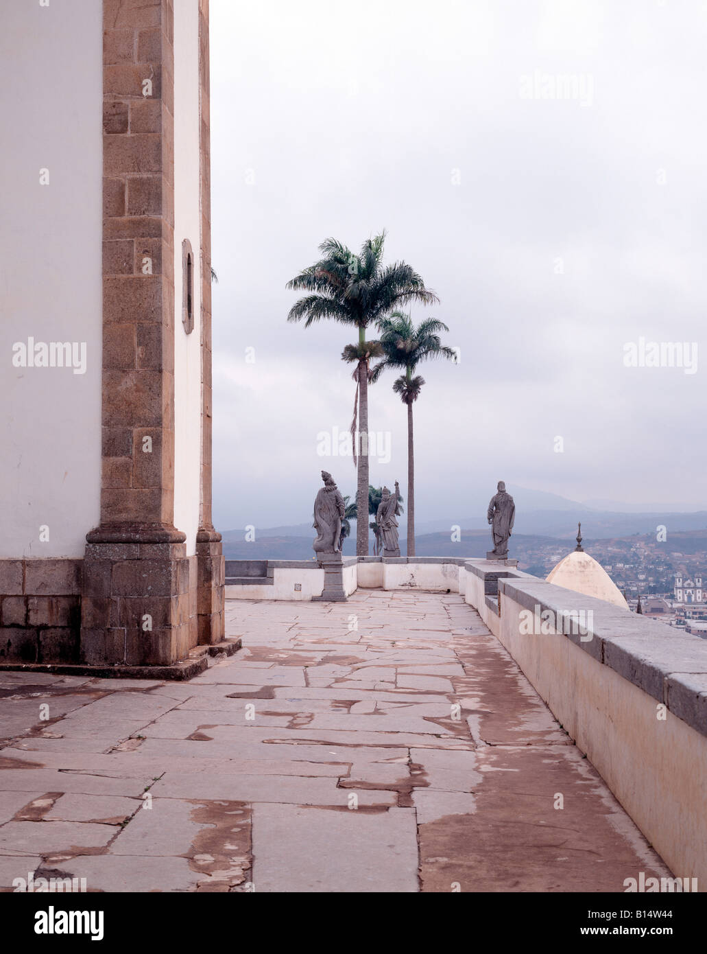 Congonhas, Basilica Bon Gesù, exterieur incontrato sculpturen, dettaglio Skulpturen Bruestung Foto Stock
