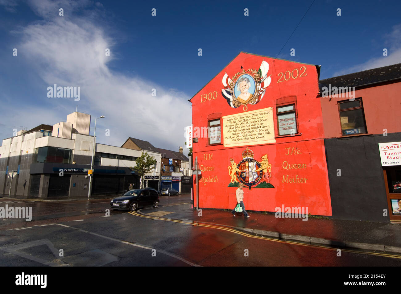 Lealisti murali settaria Shankill Road Belfast Irlanda del Nord Foto Stock