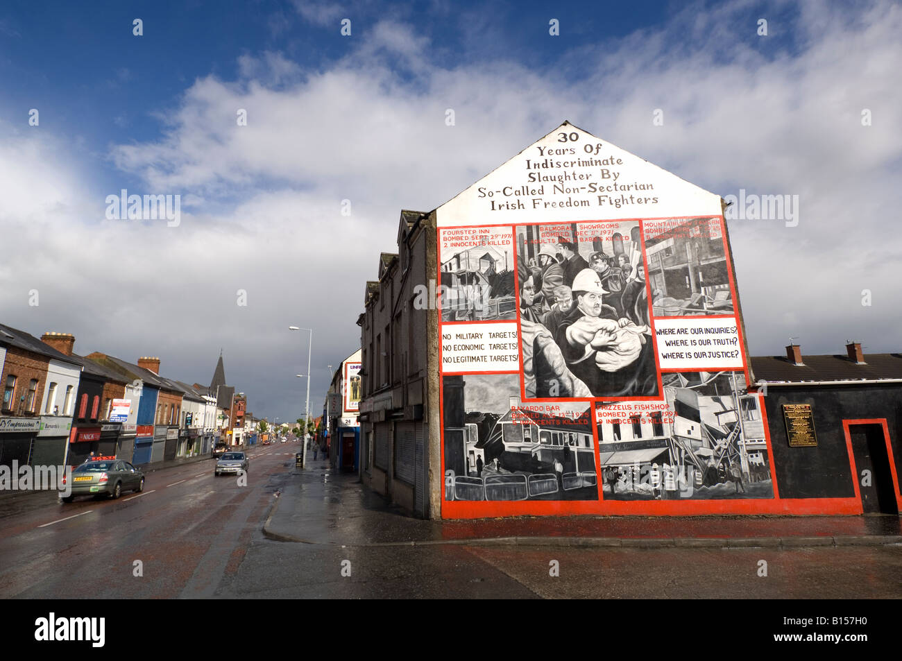 Lealisti murali settaria Shankill Road Belfast Irlanda del Nord Foto Stock