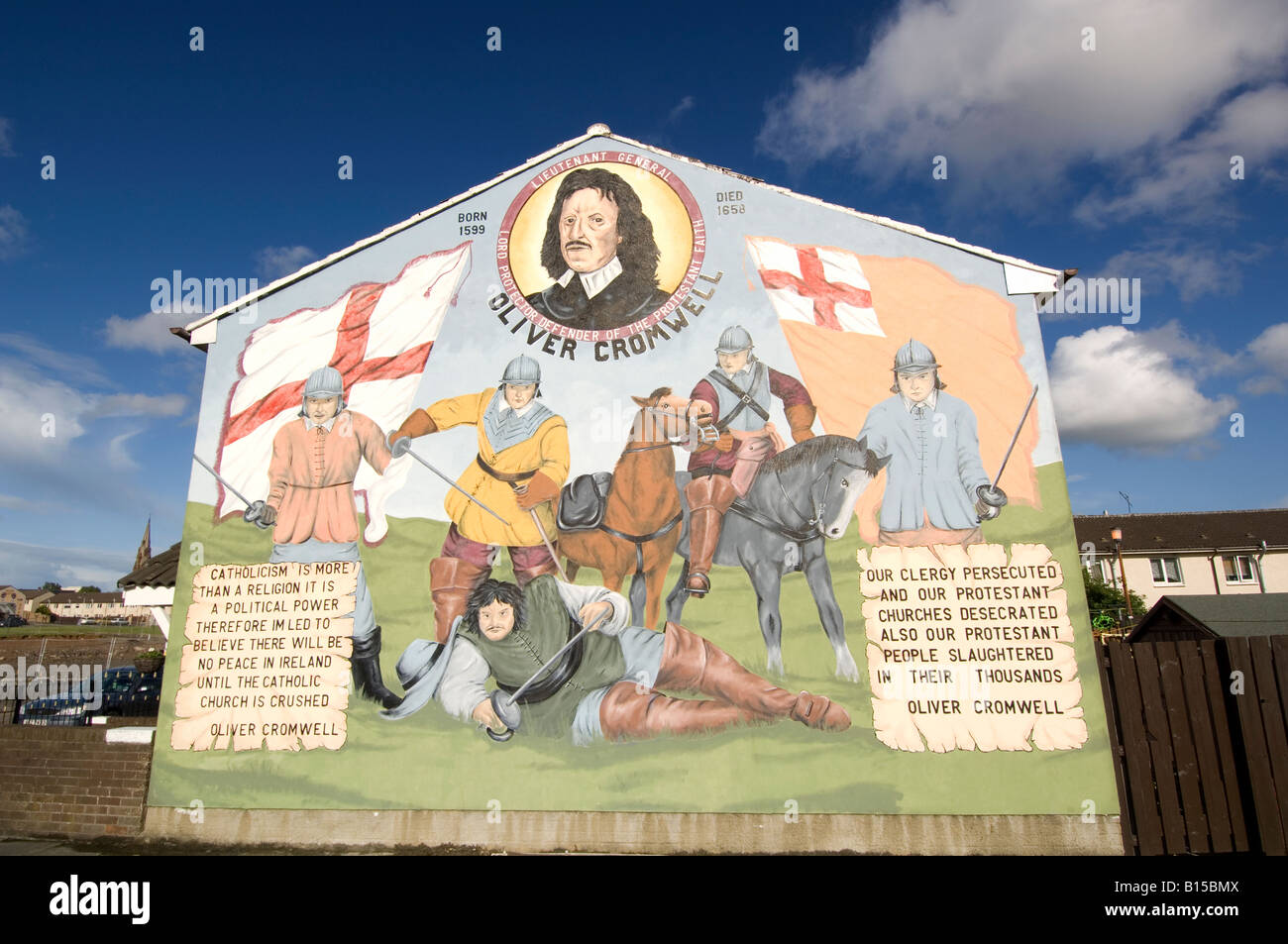 Lealisti murali settaria Shankill Road Belfast Irlanda del Nord Foto Stock