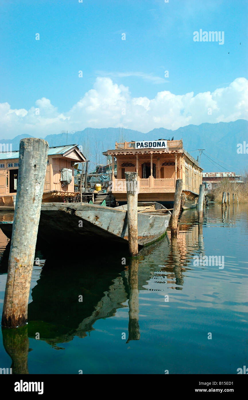 Dal lago di Kashmir Foto Stock