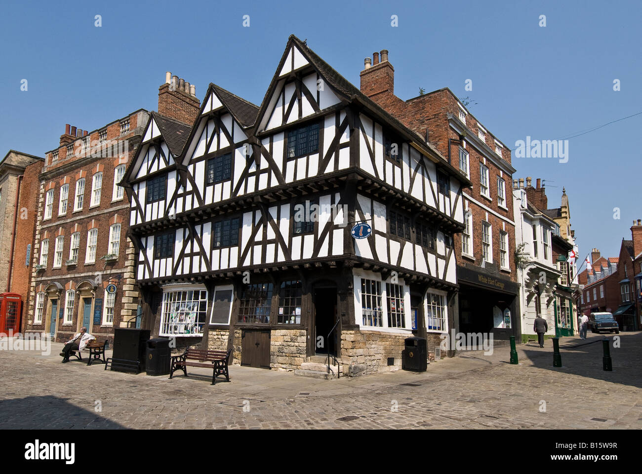 Centro informazioni turistiche in edificio medievale Lincoln REGNO UNITO Foto Stock