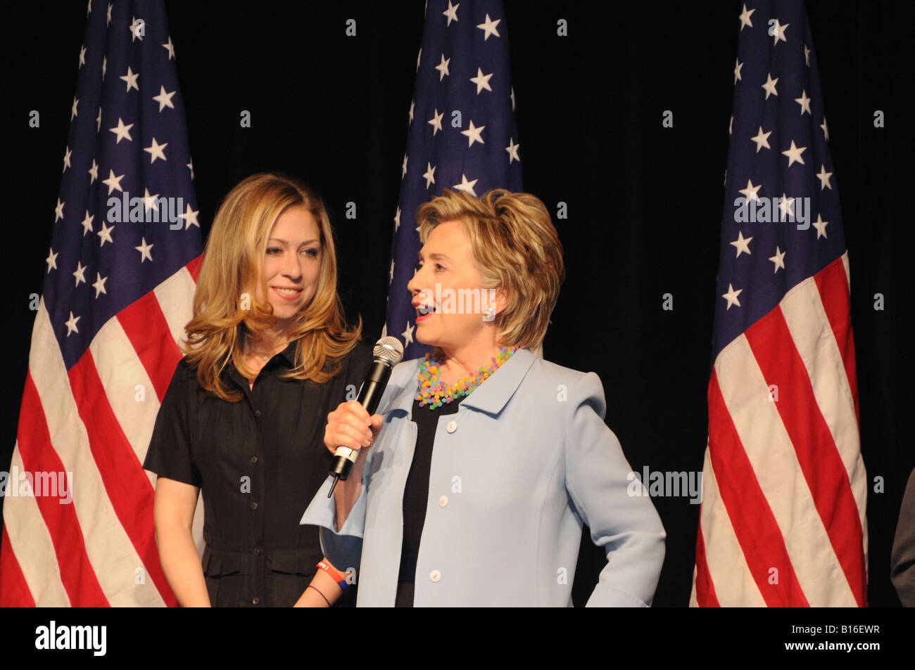 Chelsea e Hillary Clinton a una campagna di rally in Manhattan. Foto Stock