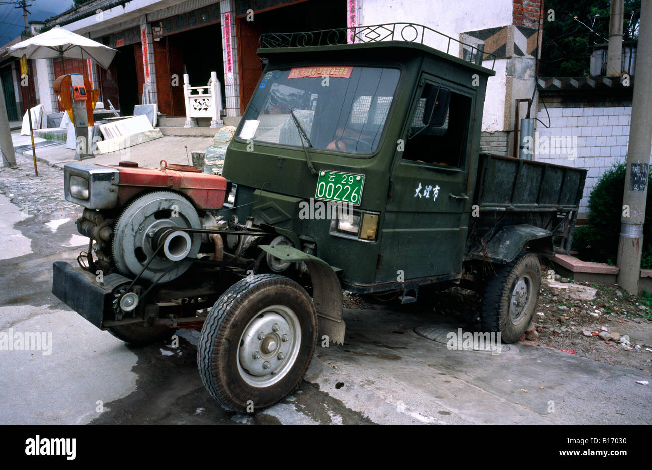 Agosto 14, 2008 - DIY carrello nella città cinese di Dali in provincia di Yunnan. Foto Stock