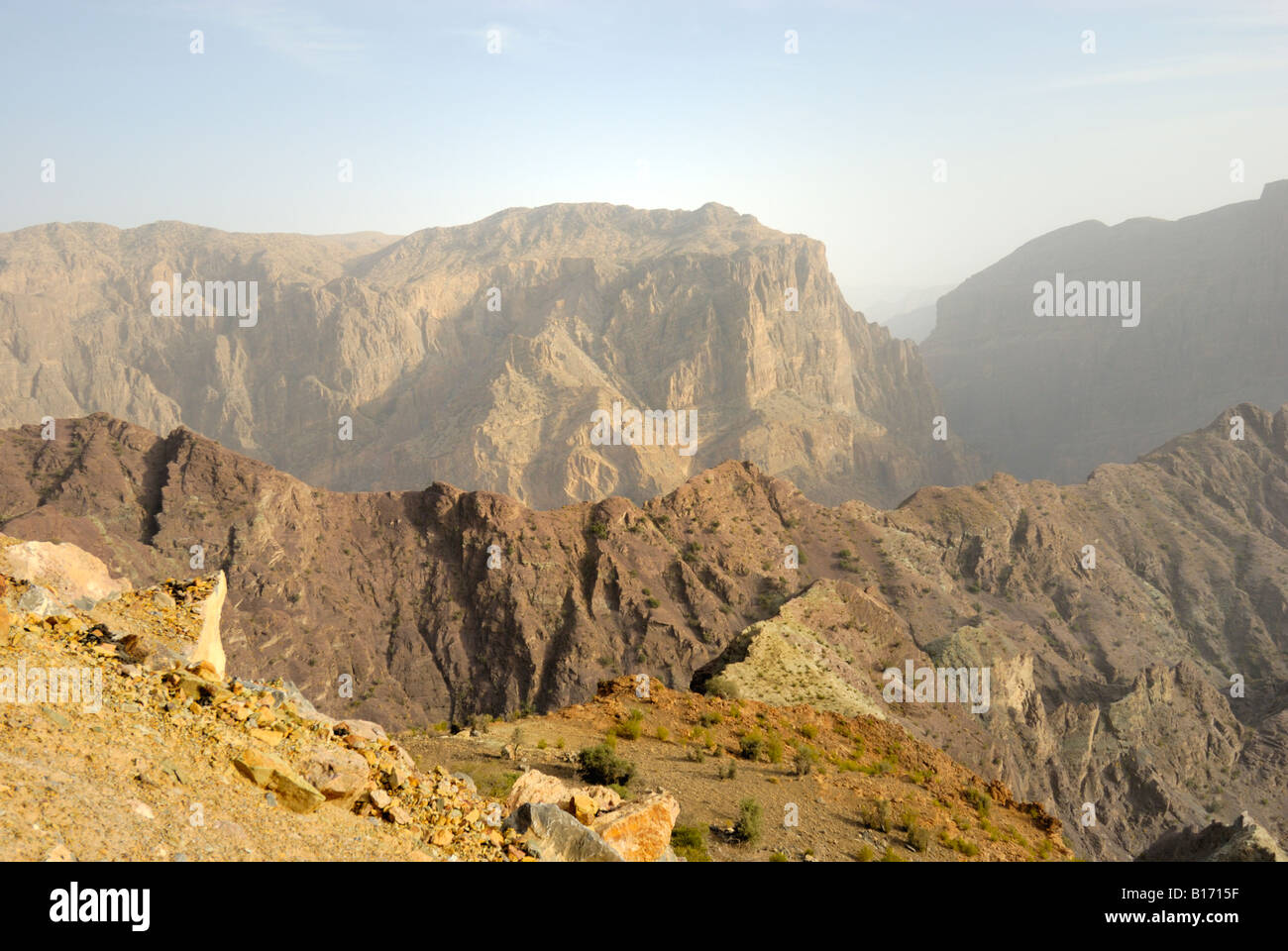 Il Jabal al Akhdar massiccio in montagne Hajar, Sultanato di Oman Foto Stock