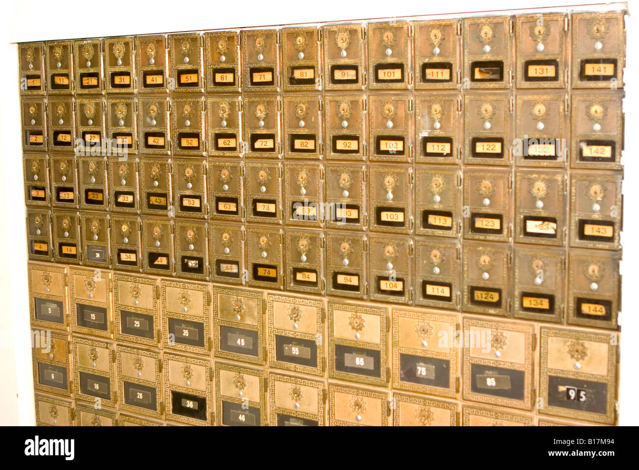 Ottone antico le caselle di posta elettronica presso il Georgia Andersonville Post Office Foto Stock
