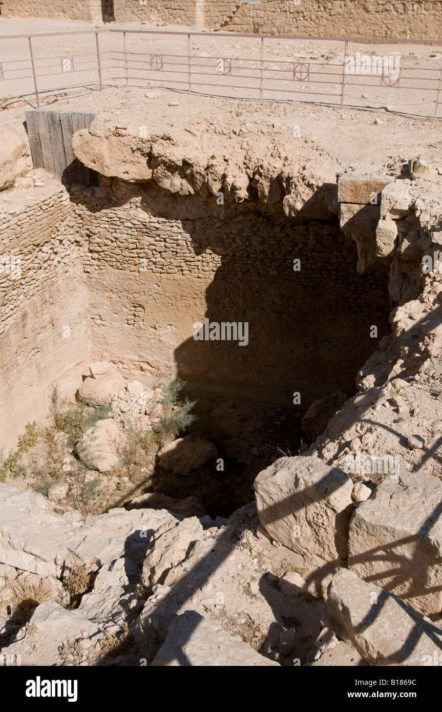 Città di avdat (oboda) nabatean città fondata III sec. a.c. cisterna di acqua Foto Stock
