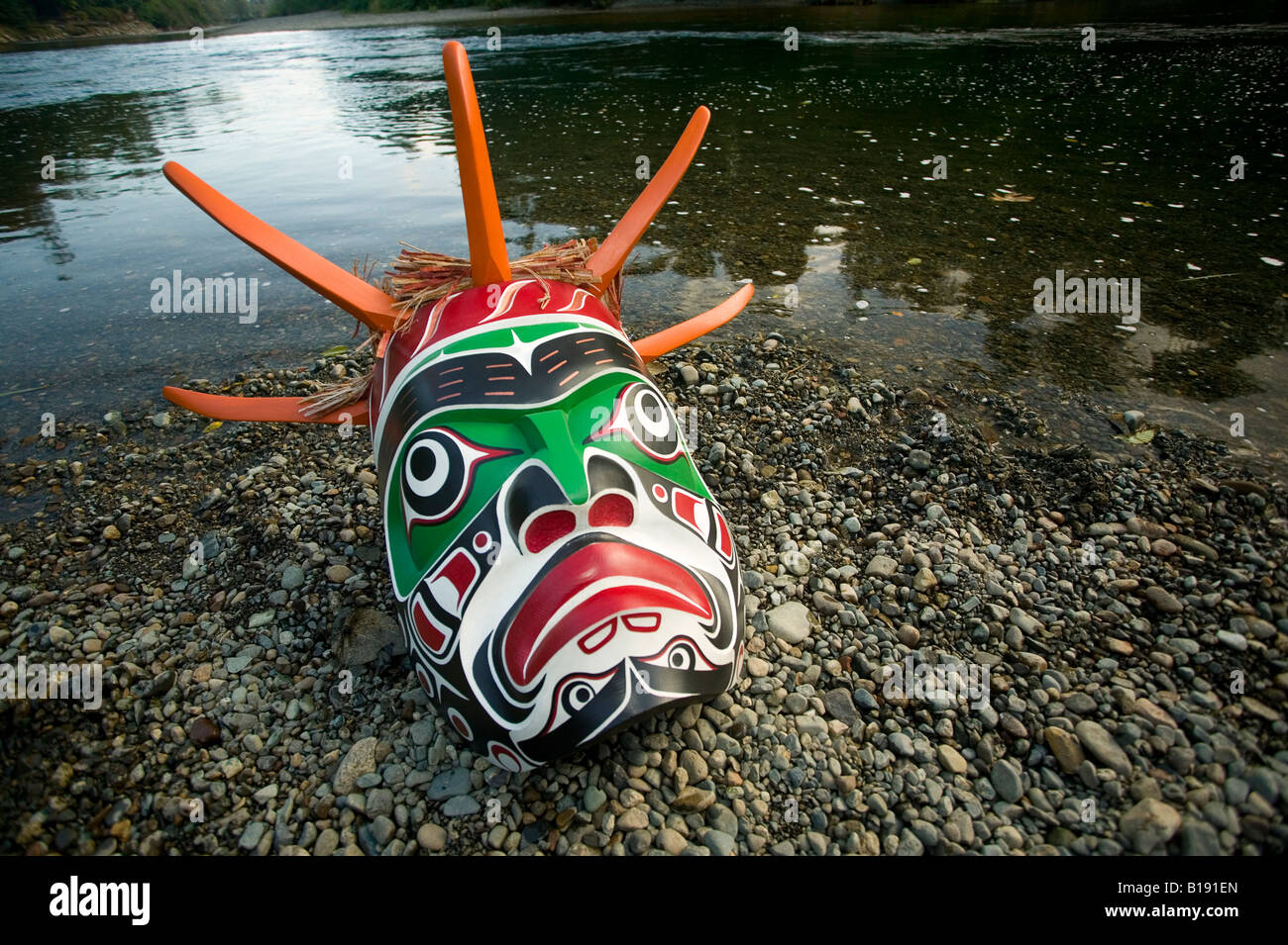 Subacquea maschera dello spirito sul fiume Puntledge. Courtenay, Isola di Vancouver, British Columbia, Canada Foto Stock