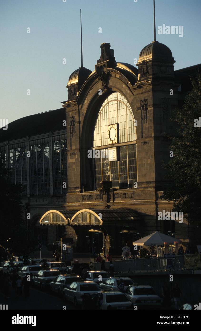 La stazione ferroviaria Dammtor costruire nel 1903 ad Amburgo, Germania Foto Stock