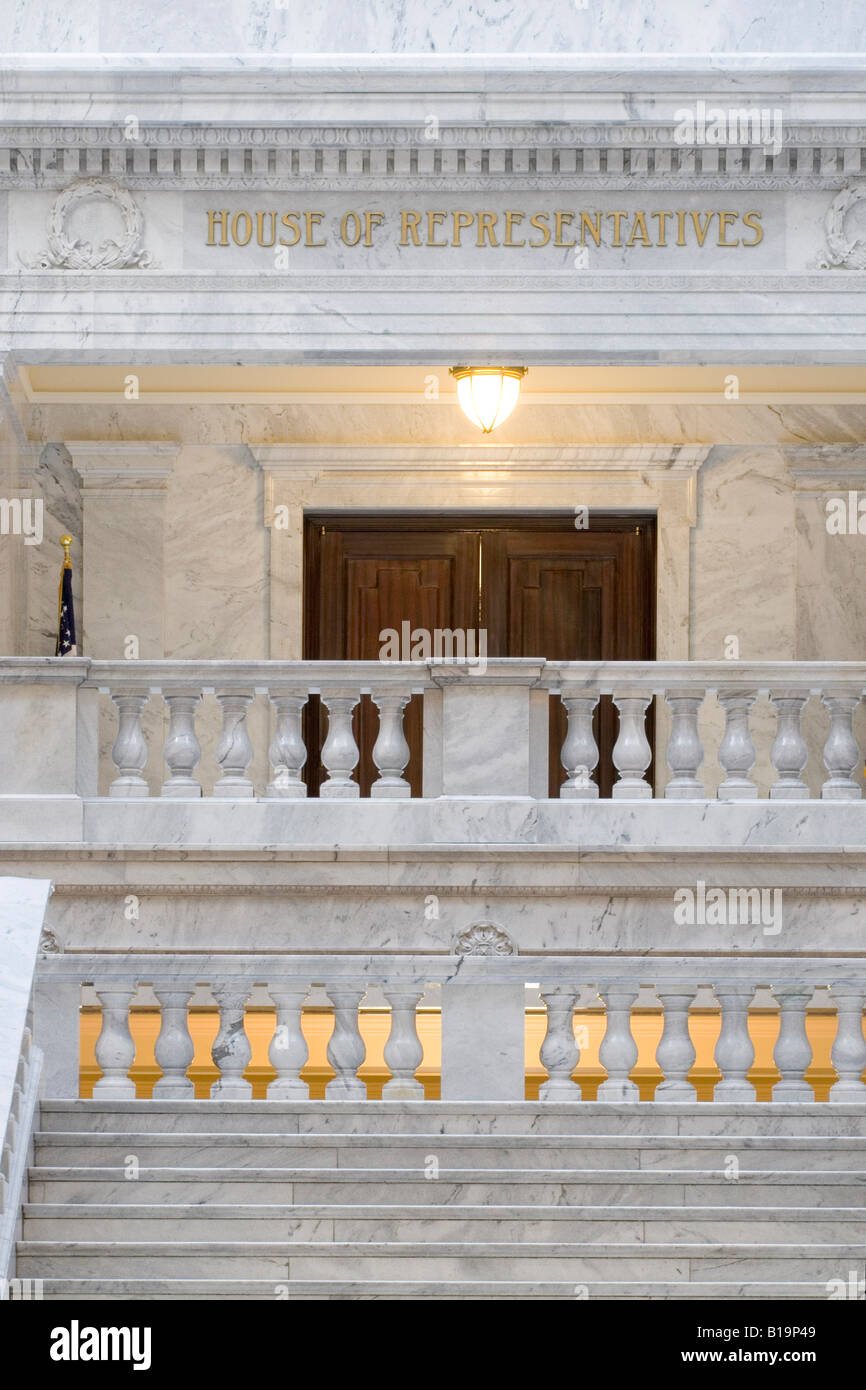 Una scala in marmo in Utah State Capitol Building che conduce alla casa della Camera dei rappresentanti Foto Stock