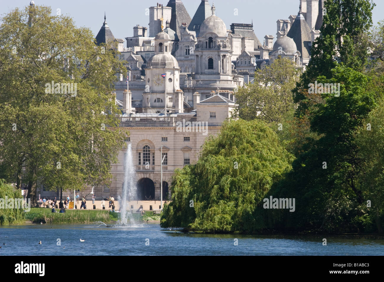 Il vecchio Admiralty Londra da St James park Foto Stock