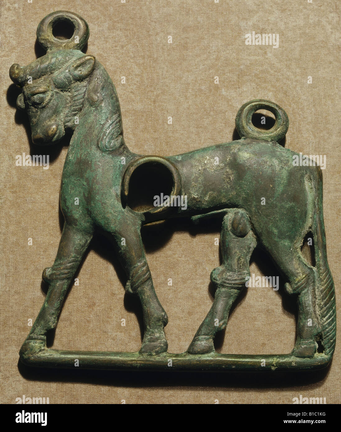Belle arti, mondo antico, Lorestan, scultura, Bull, anello snaffle, bronzo, 8th/VII secolo a.c., stato raccolta archeologica, Monaco di Baviera, , artista del diritto d'autore non deve essere cancellata Foto Stock