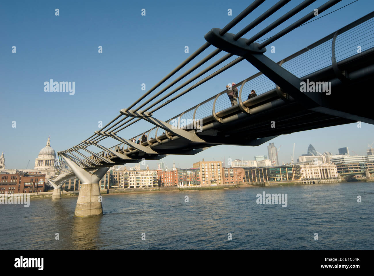 Millennium Bridge London Inghilterra England Foto Stock