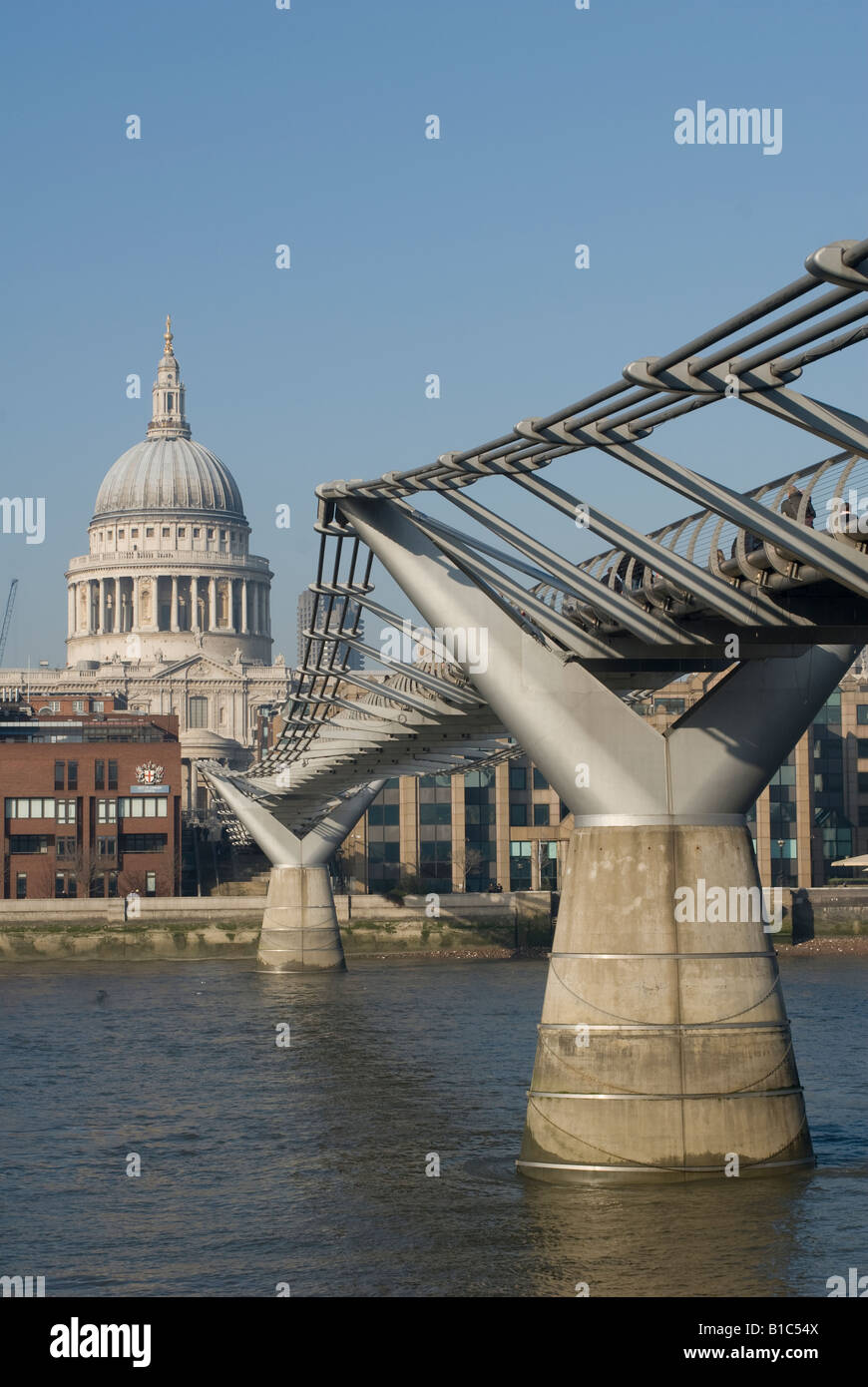 Millennium Bridge London Inghilterra England Foto Stock