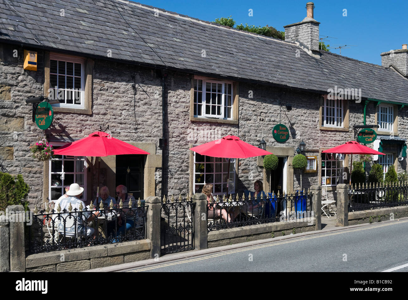 La Rose Cottage Cafe, Castleton, Peak District, Derbyshire, England, Regno Unito Foto Stock
