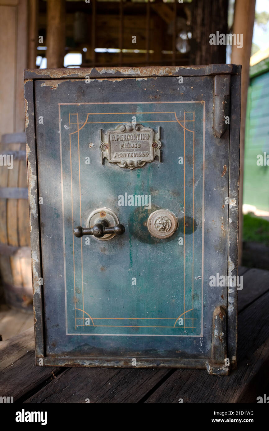 Vintage cassetta di sicurezza Foto Stock