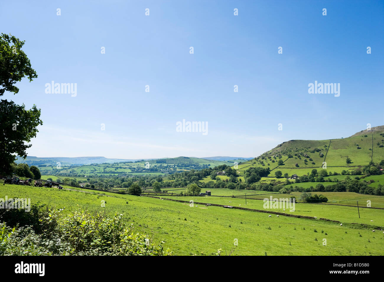 Campagna in alta vetta vicino Hayfield tra Glossop e Buxton, Peak District, Derbyshire, England, Regno Unito Foto Stock