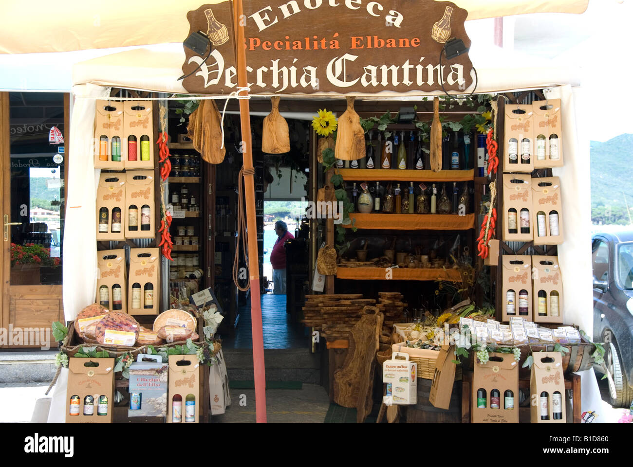 Cantina, wine shop Marina di Campo, Isola d'Elba, Toscana, Italia Foto Stock