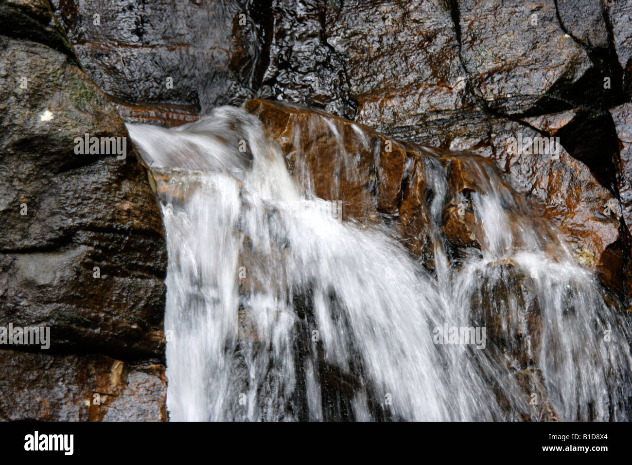 Cascata in autunno Foto Stock