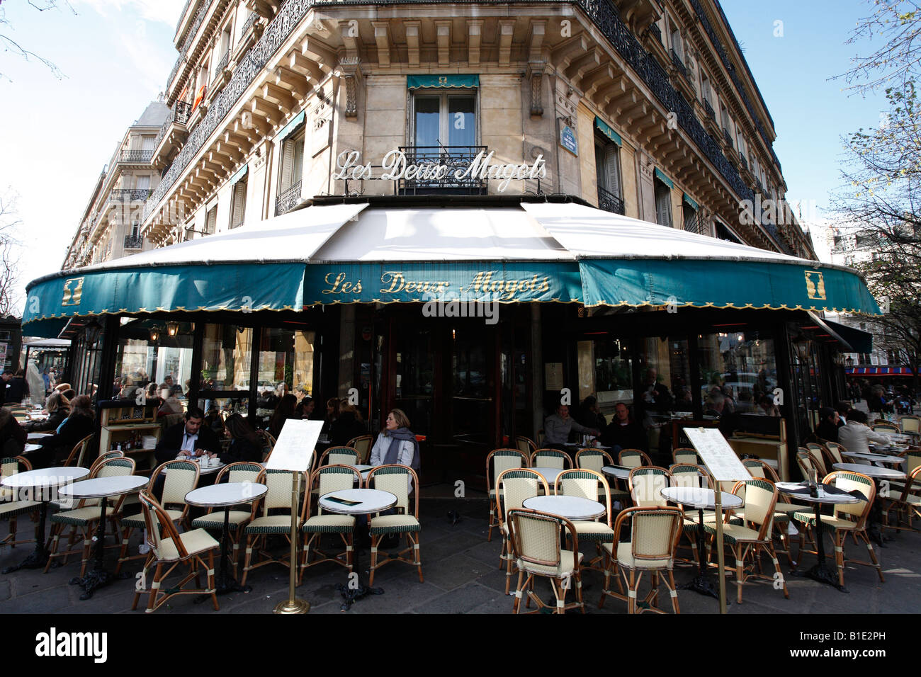 Cafè Les Deux Magots, Boulevard Saint Germain, Paris, Francia Foto Stock